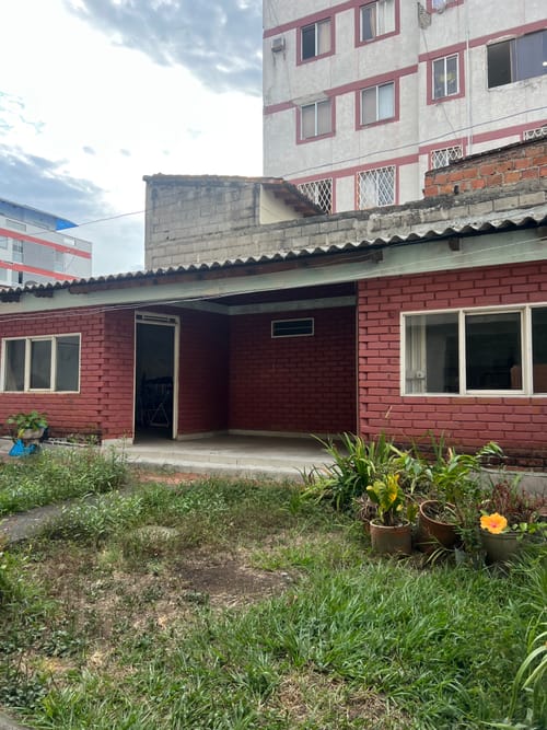 Casa de 6 alcobas en venta en Santa Anita, Cali, 279 m² · foto 18 de 21