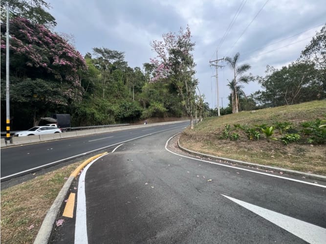 Lote en venta en Las Pavas, Manizales, 2393 m² · foto 19 de 20