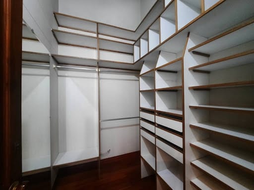 Casa de 3 alcobas en arriendo en El Poblado, Medellín, 217 m² · foto 24 de 24