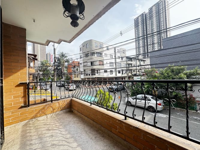 Apartamento en venta en Robledo, Medellín · foto 2 de 13
