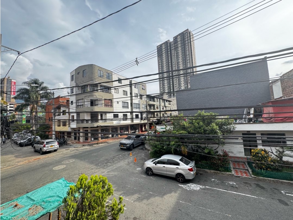 Apartamento en venta en Robledo, Medellín · foto 3 de 13