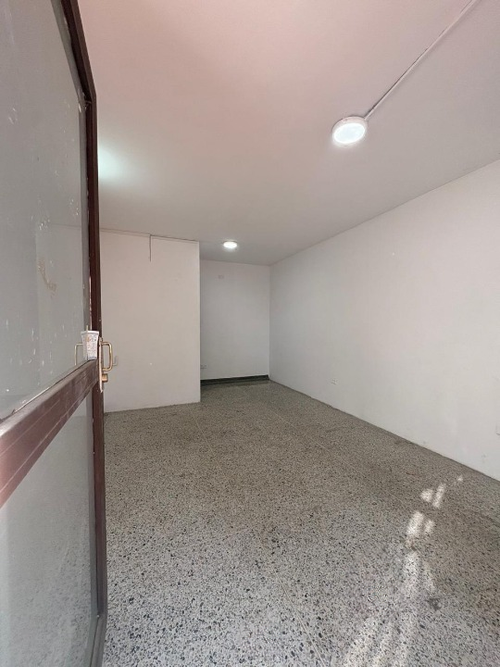 Local en arriendo en Quinta Oriental, Cúcuta, 27 m² · foto 2 de 4