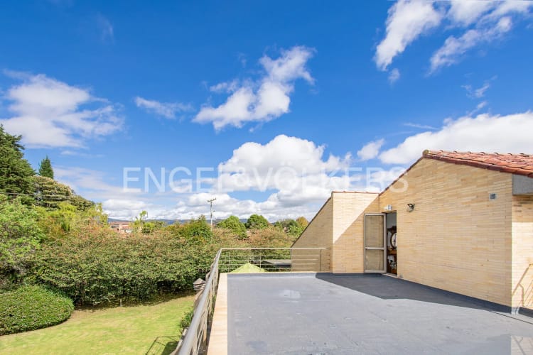 Casa de 4 alcobas en venta en Guaymaral, Bogotá, 334 m² · foto 15 de 18