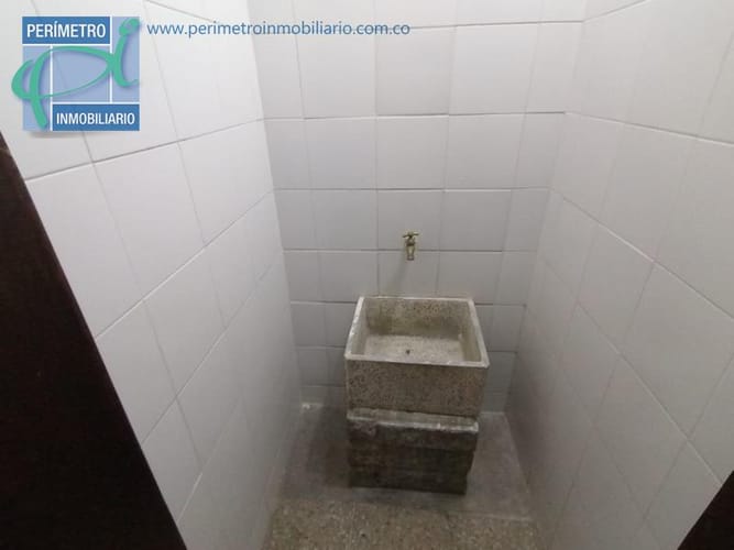 Local en arriendo en Noel, Medellín, 194 m² · foto 4 de 7