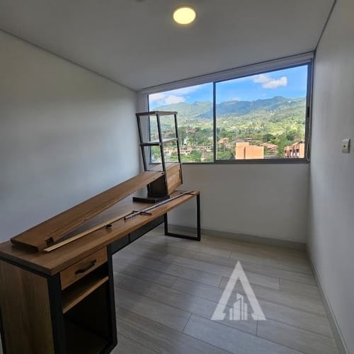 Apartamento de 3 alcobas en arriendo en Loma Del Esmeraldal, Envigado, 122 m² · foto 7 de 19