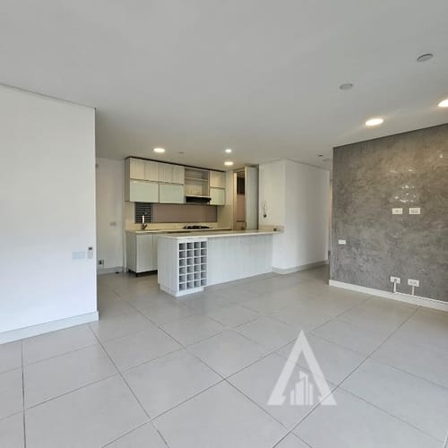 Apartamento de 3 alcobas en arriendo en Loma Del Esmeraldal, Envigado, 122 m² · foto 17 de 19