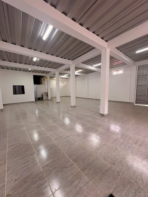 Bodega en arriendo en Aeropuerto Camilo Daza, Cúcuta, 180 m² · foto 3 de 8