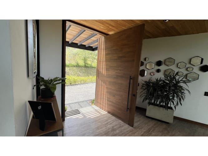 Casa de 3 alcobas en venta en Pantanillo, El Retiro, 183 m² · foto 4 de 24