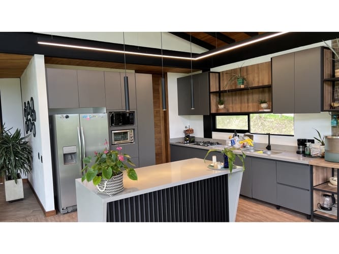 Casa de 3 alcobas en venta en Pantanillo, El Retiro, 183 m² · foto 13 de 24