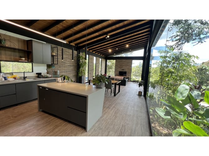 Casa de 3 alcobas en venta en Pantanillo, El Retiro, 183 m² · foto 14 de 24