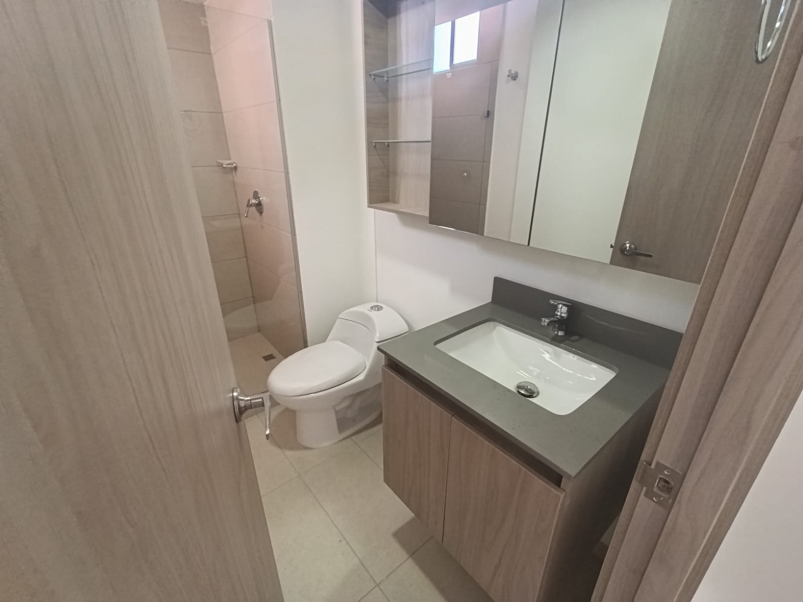 Apartamento en arriendo en Centro, Rionegro · foto 10 de 12