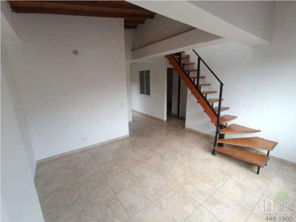 Apartamento en venta en La Milagrosa, Medellín · foto 13 de 18