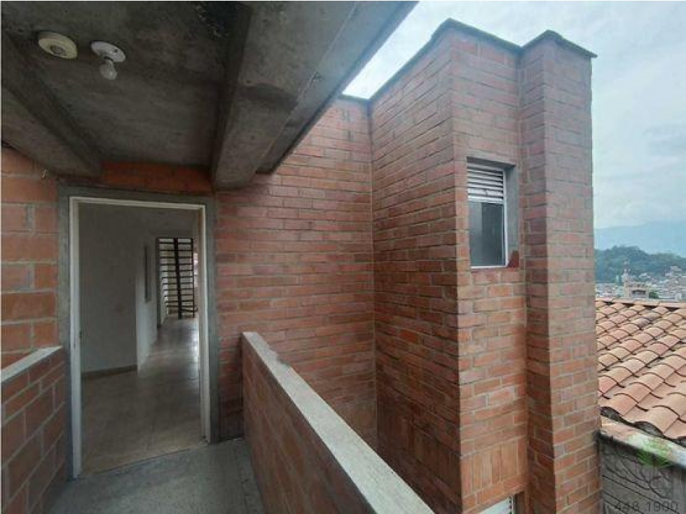 Apartamento en venta en La Milagrosa, Medellín · foto 14 de 18
