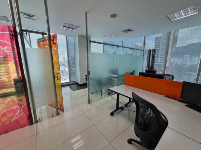 Oficina en arriendo en Mejoras Publicas, Bucaramanga, 171 m² · foto 6 de 13