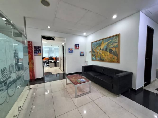 Oficina en arriendo en Mejoras Publicas, Bucaramanga, 171 m² · foto 7 de 13