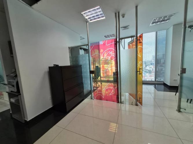 Oficina en arriendo en Mejoras Publicas, Bucaramanga, 171 m² · foto 8 de 13
