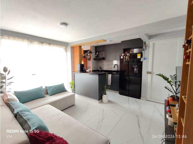 Apartamento de 3 alcobas en venta en Los Gomez, Itagüí, 55 m² · foto 3 de 12