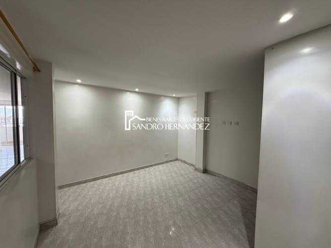 Apartamento de 3 alcobas en venta en Villa Helena, Floridablanca, 93 m² · foto 12 de 15