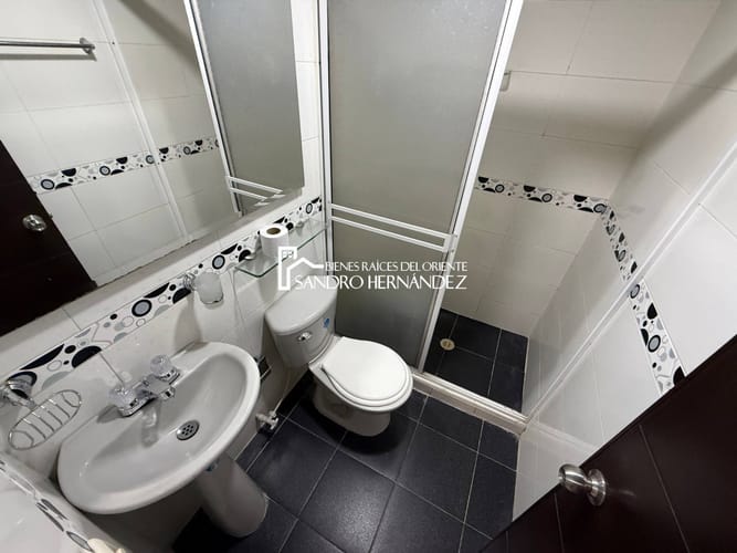 Apartamento de 3 alcobas en venta en Villa Helena, Floridablanca, 93 m² · foto 14 de 15