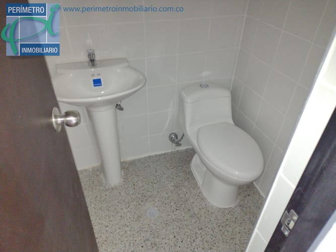 Local en arriendo en Noel, Medellín, 231 m² · foto 11 de 15