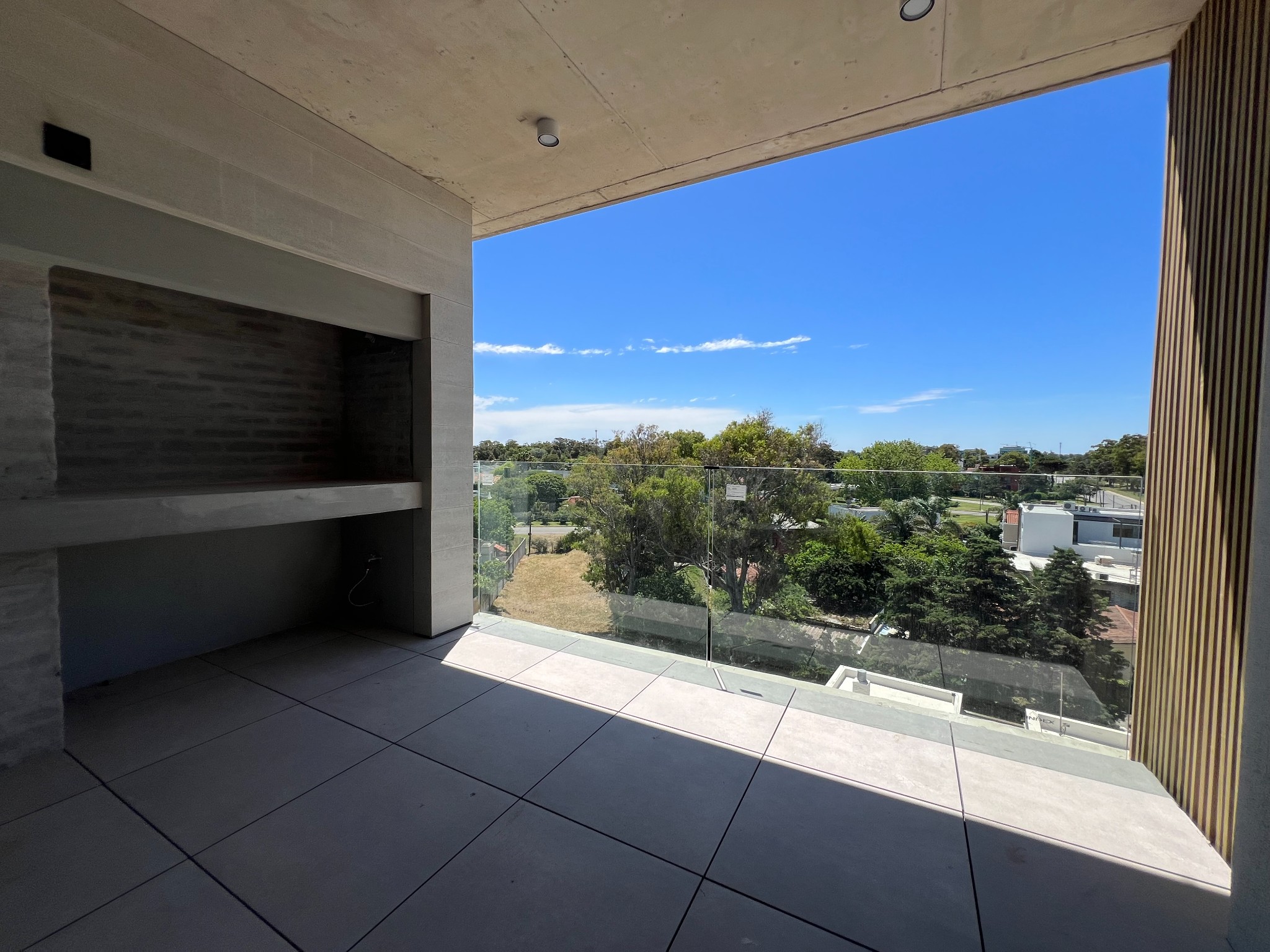 Vista al mar! 2 garages . Amplios ambientes · Foto 11