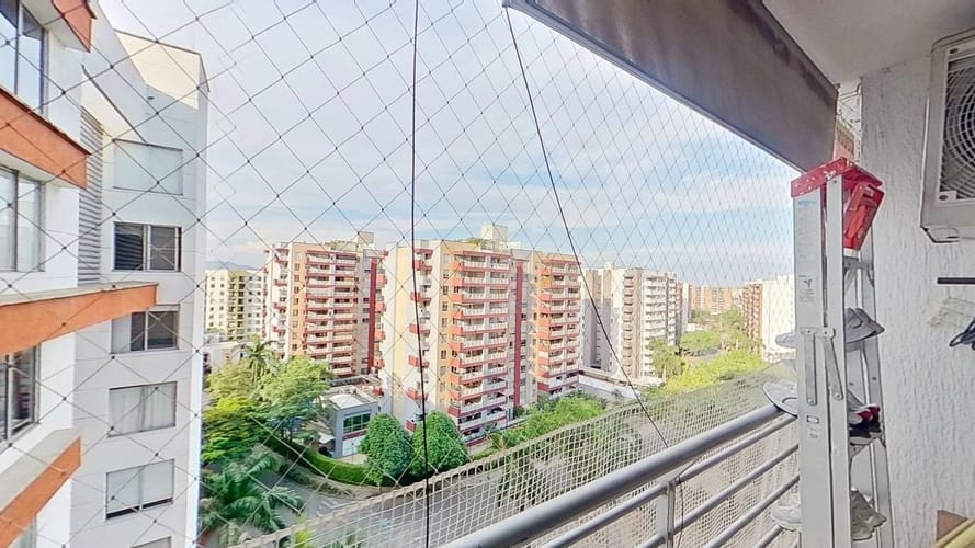 Apartamento en venta en Area Libre - Parque Del Amor, Cali · foto 4 de 24