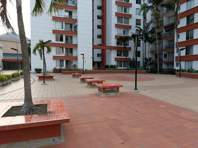 Apartamento en venta en Area Libre - Parque Del Amor, Cali · foto 16 de 24