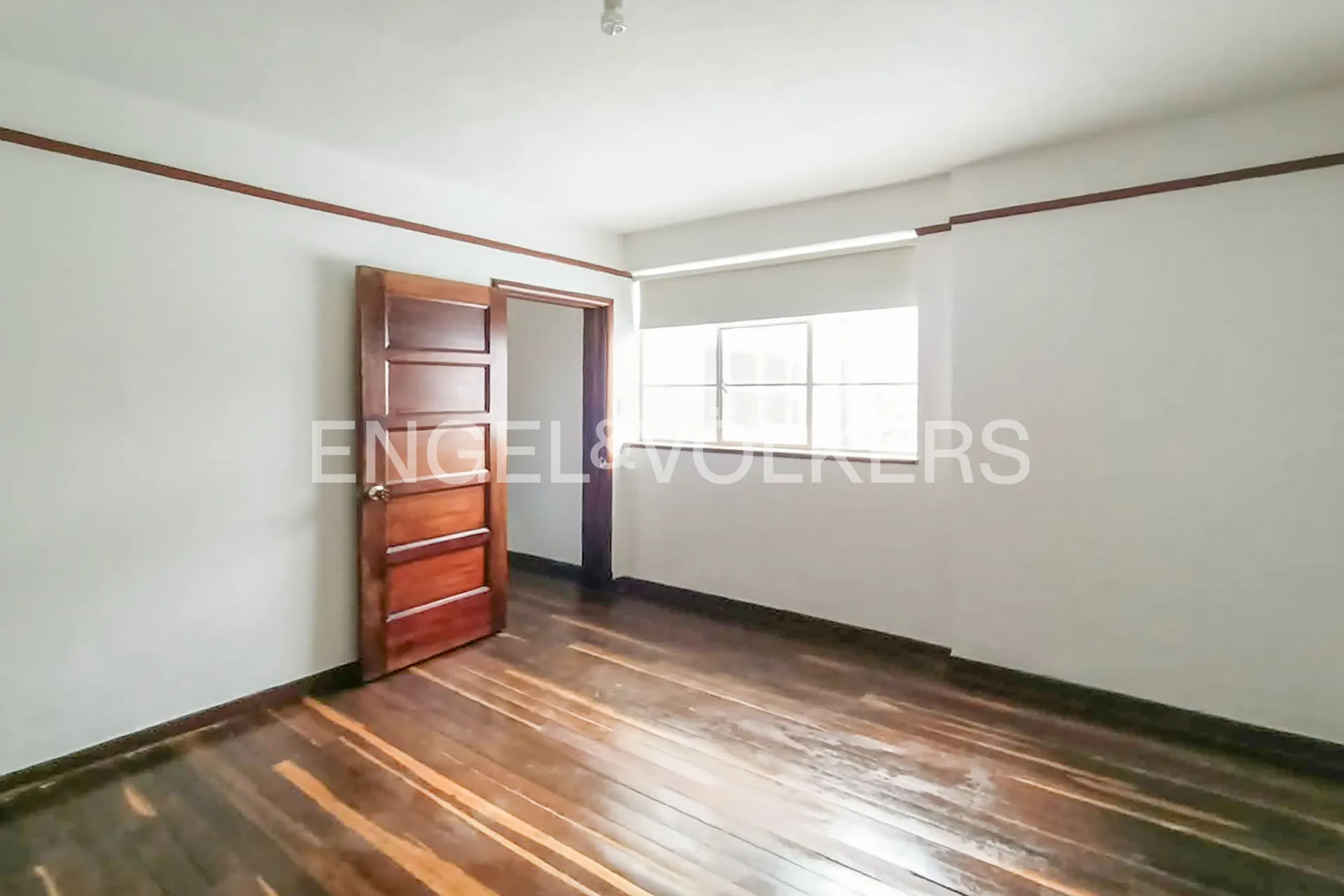 Casa en venta en La Candelaria, Bogotá · foto 3 de 10