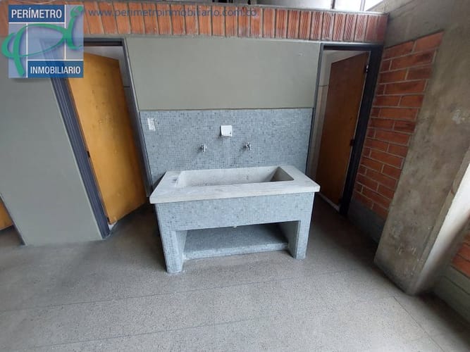 Local en arriendo en Santa Fe, Medellín, 870 m² · foto 5 de 9