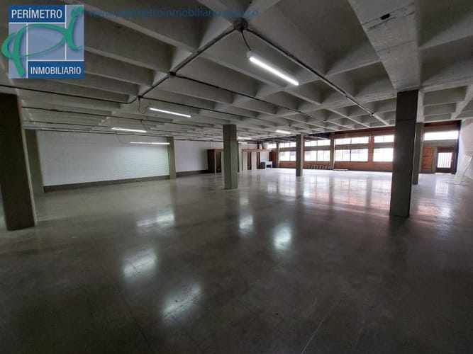 Local en arriendo en Santa Fe, Medellín, 870 m² · foto 7 de 9