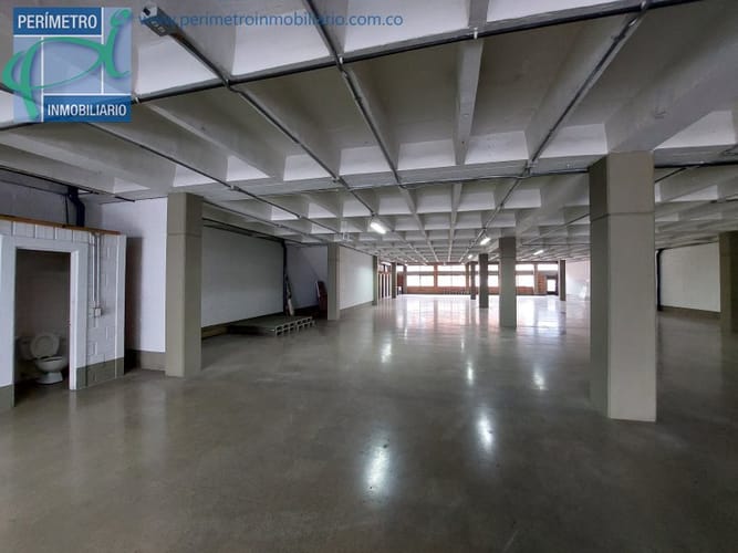 Local en arriendo en Santa Fe, Medellín, 870 m² · foto 9 de 9