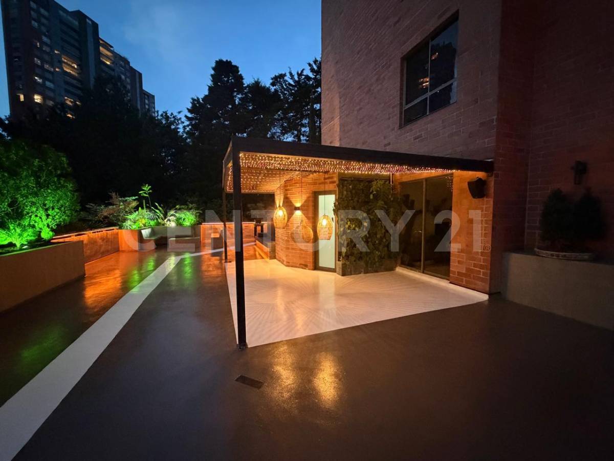 Apartamento en arriendo en El Poblado, Medellín · foto 5 de 24