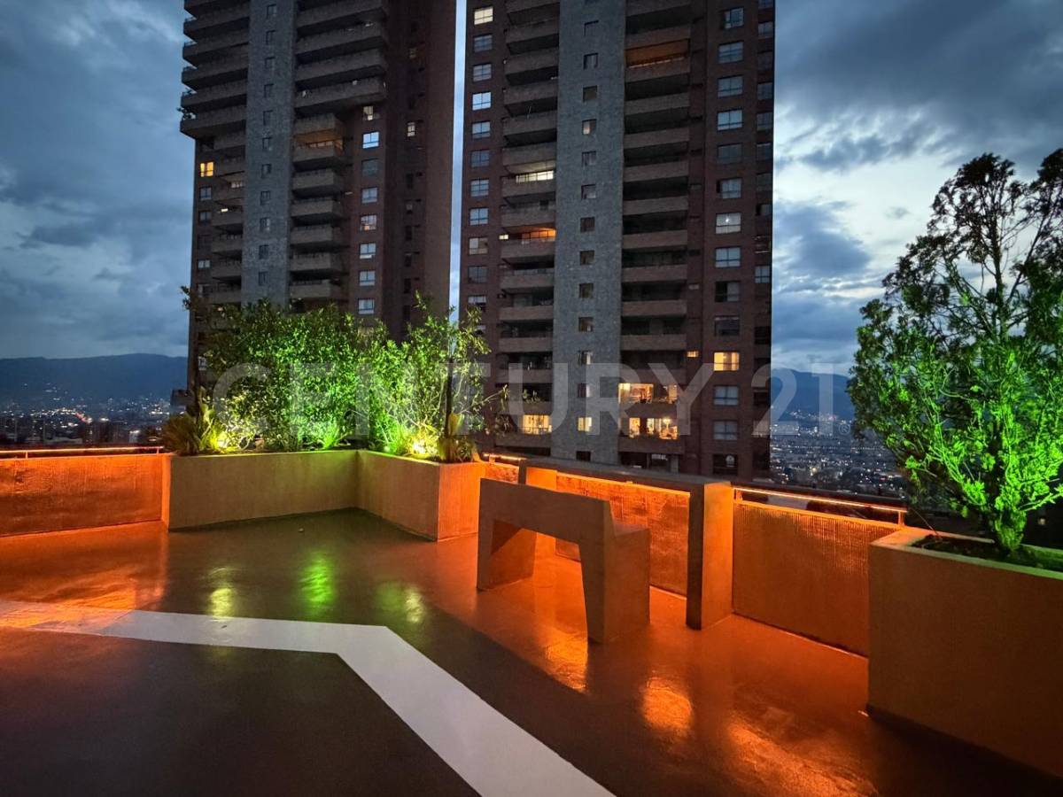 Apartamento en arriendo en El Poblado, Medellín · foto 6 de 24