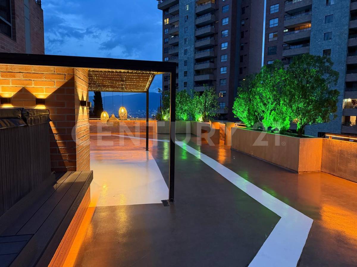 Apartamento en arriendo en El Poblado, Medellín · foto 7 de 24