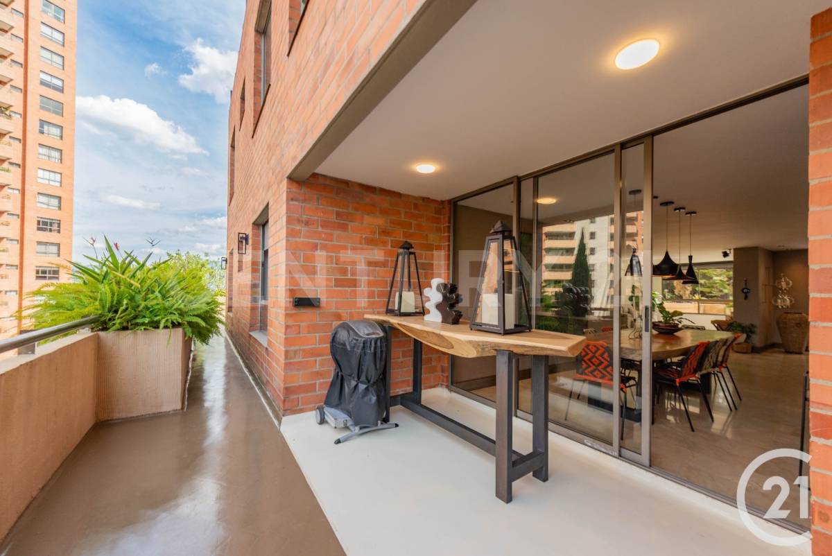 Apartamento en arriendo en El Poblado, Medellín · foto 24 de 24
