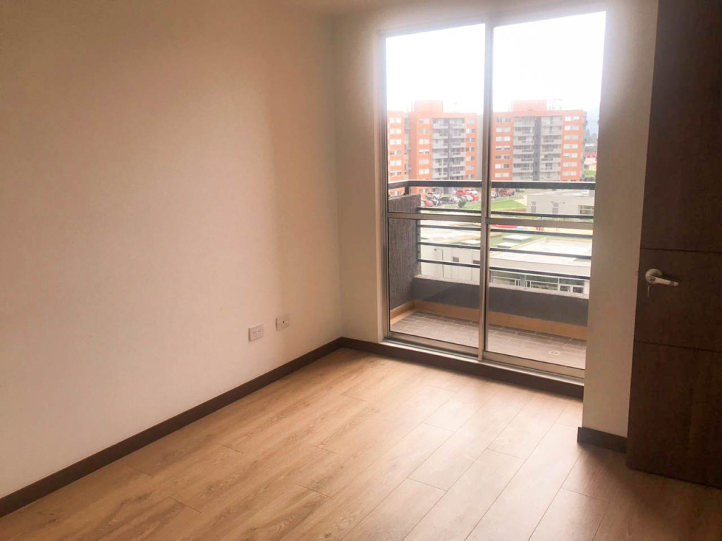 Apartamento en venta en Alcala, Mosquera · foto 11 de 17