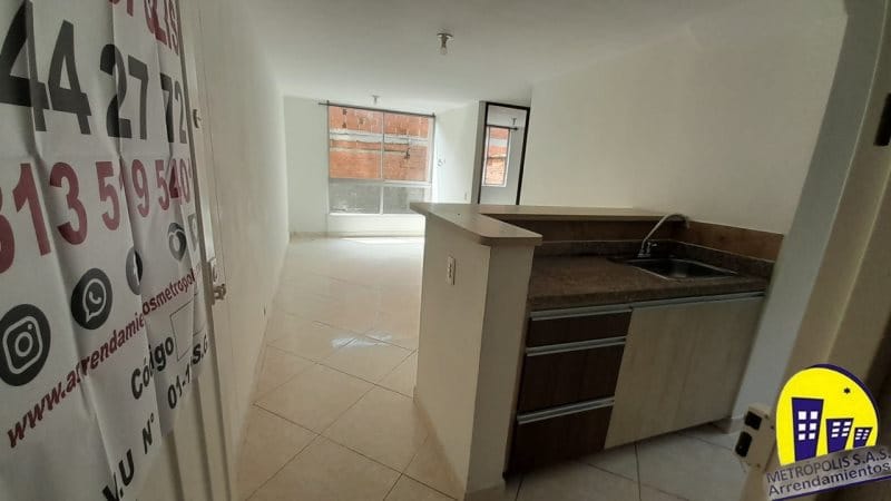 Apartamento de 2 alcobas en venta en La Pradera, Medellín, 45 m² · foto 3 de 21