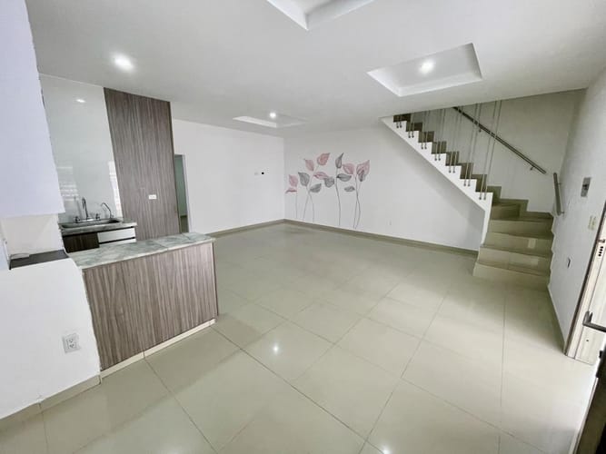 Casa de 4 alcobas en venta en Ciudad Jardin, Cúcuta, 152 m² · foto 2 de 16