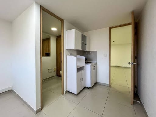Oficina en venta en Estadio, Medellín, 75 m² · foto 5 de 10