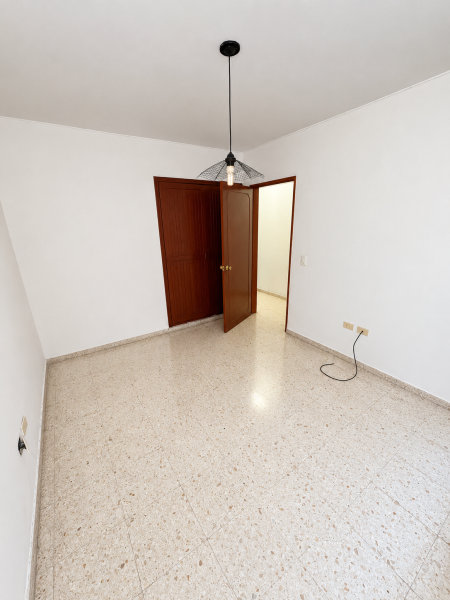Casa de 7 alcobas en venta en San Fernando Nuevo, Cali, 282 m² · foto 13 de 24