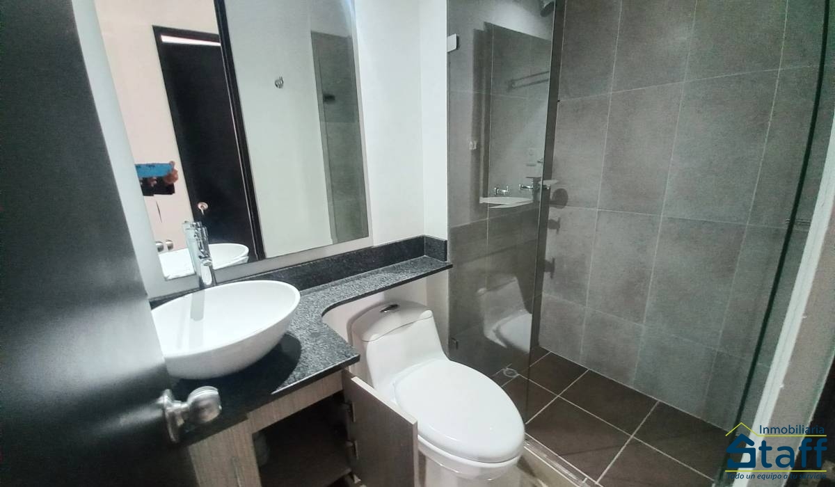 Apartamento en venta en Zona Rural, Itagüí · foto 2 de 20
