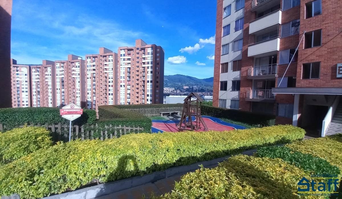 Apartamento en venta en Zona Rural, Itagüí · foto 6 de 20
