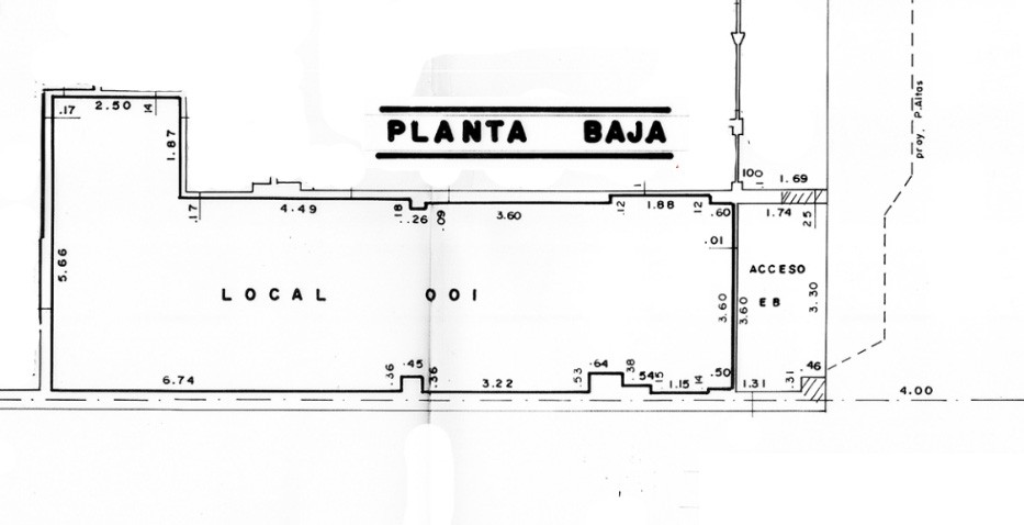Amplio local en Planta baja. Inmejorable zona. Entorno de varios comercios. · Foto 8