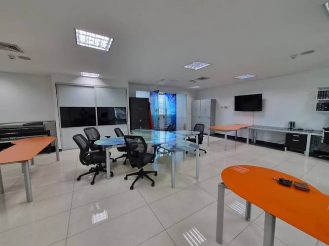 Oficina en arriendo en Mejoras Publicas, Bucaramanga, 91 m² · foto 2 de 10
