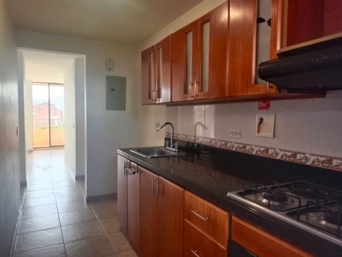 Apartamento de 3 alcobas en arriendo en Lorena, Medellín, 120 m² · foto 6 de 24