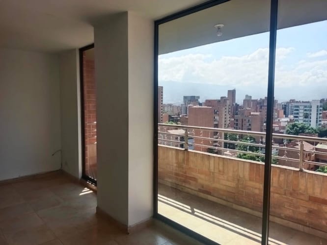 Apartamento de 3 alcobas en arriendo en Lorena, Medellín, 120 m² · foto 12 de 24
