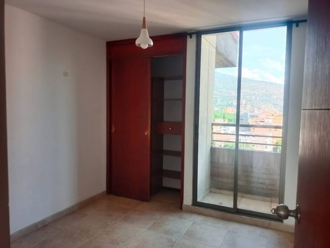 Apartamento de 3 alcobas en arriendo en Lorena, Medellín, 120 m² · foto 13 de 24