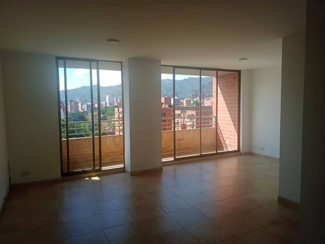 Apartamento de 3 alcobas en arriendo en Lorena, Medellín, 120 m² · foto 17 de 24