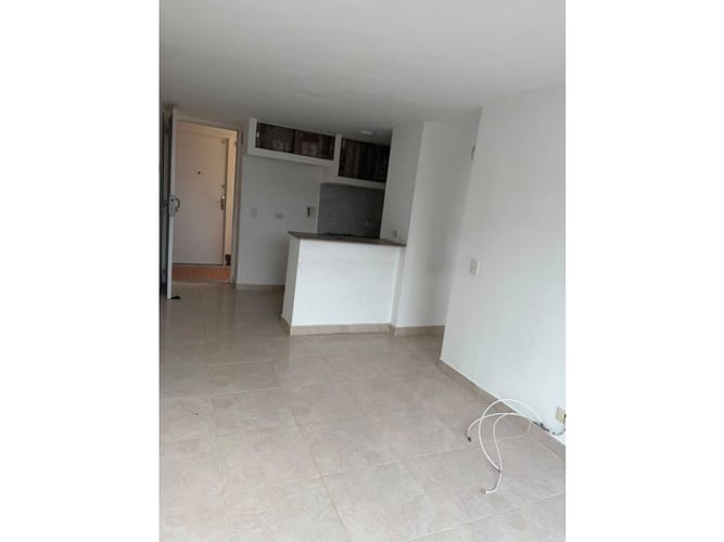 Apartamento de 2 alcobas en venta en Bellavista, Bello, 41 m² · foto 2 de 21