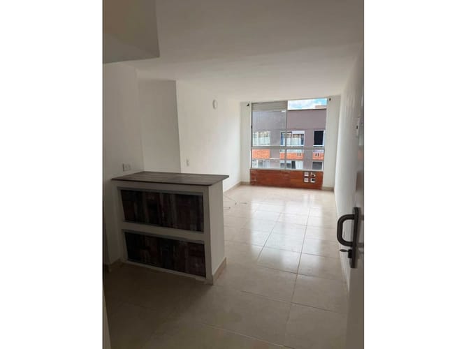 Apartamento de 2 alcobas en venta en Bellavista, Bello, 41 m² · foto 4 de 21